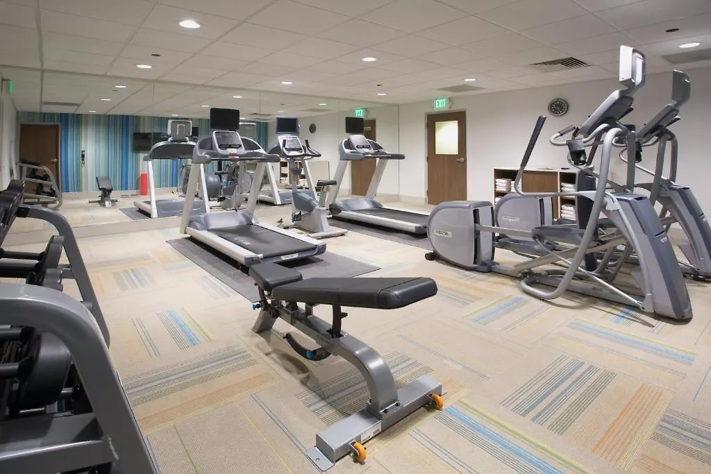 Holiday Inn Express & Suites - Calgary Airport Trail Ne By Ihg 3*,  Kanada