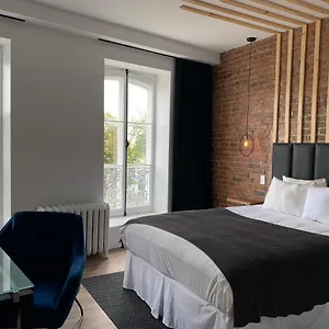 https://le-saint-paul.hotelsquebeccity.net